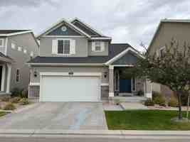 featured image of 3320 W Lazy J Ln
