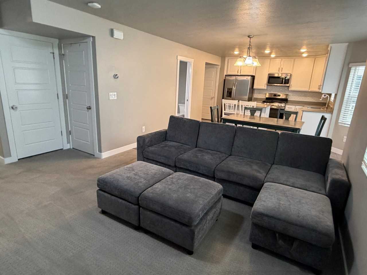 3320 W Lazy J Ln - Photo 5 of 20
