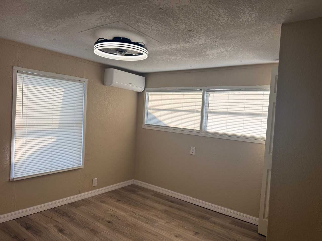 8536 Honeywell Rd - Photo 5 of 10