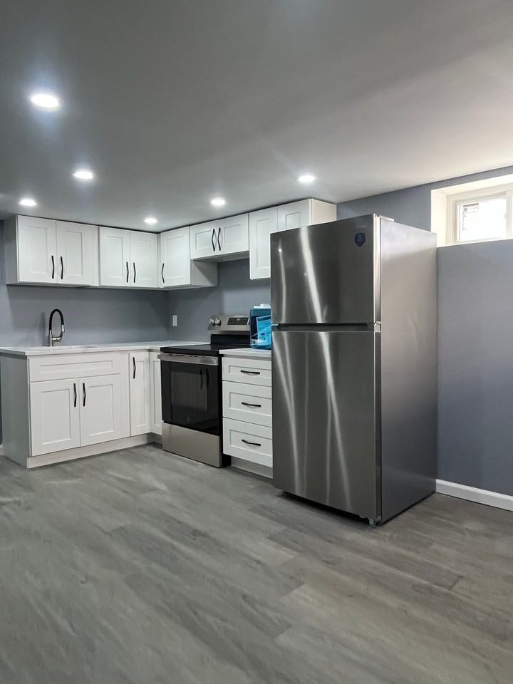 268 Wavecrest Dr - Photo 2 of 13