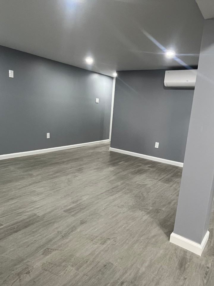 268 Wavecrest Dr - Photo 3 of 13