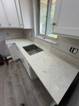 421 Wyndhurst Dr - Photo 1 of 1