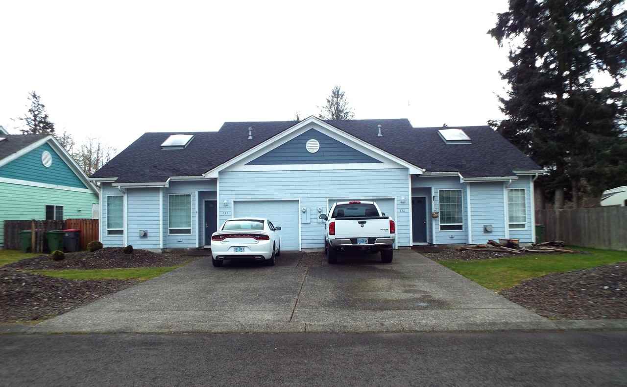 734 Nw Date Ave - Photo 6 of 31