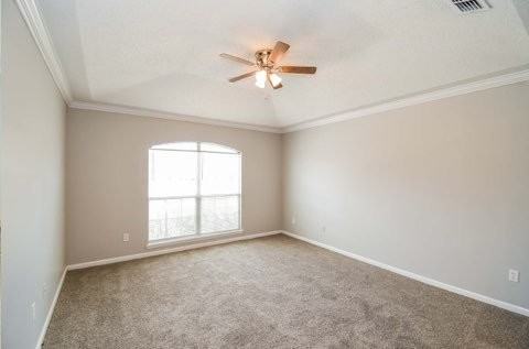 9284 Thunderbolt Dr - Photo 3 of 13