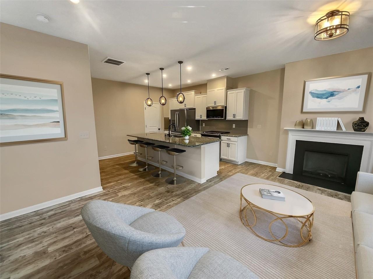 11052 Chalkbark Lane - Photo 4 of 21