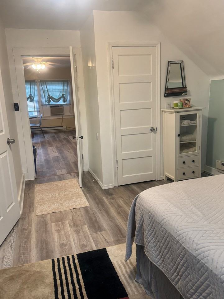 903 Lexington Ave - Photo 5 of 9