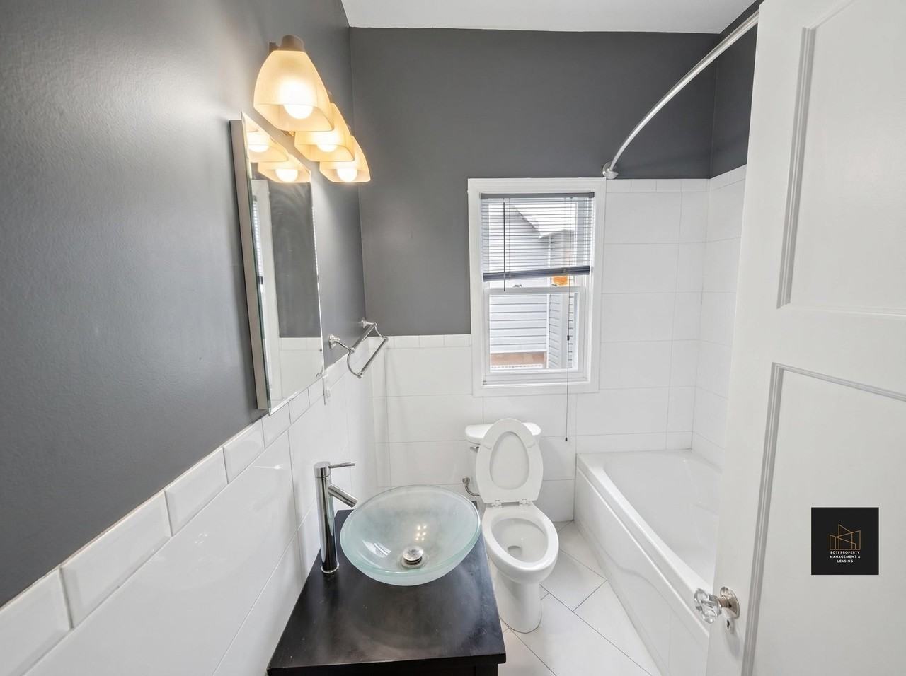 335 S Shawnee Ter #2 - Photo 5 of 7
