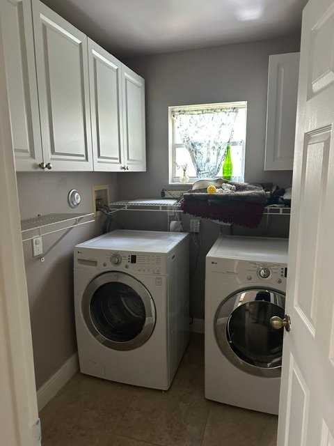 389 Cameron Dr - Photo 3 of 20