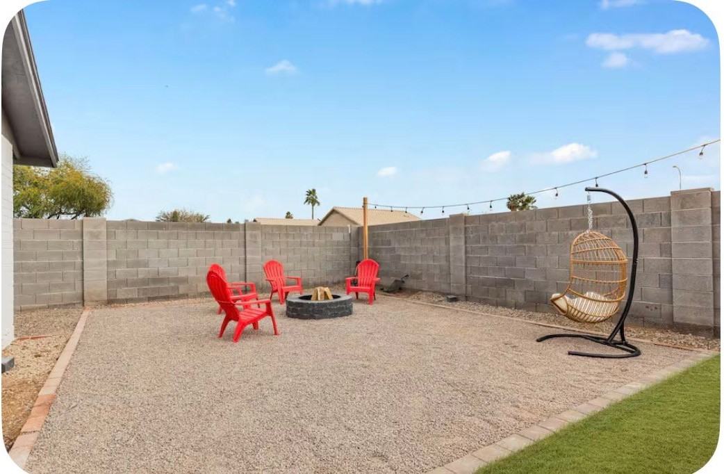 2529 E Commonwealth Cir - Photo 3 of 37