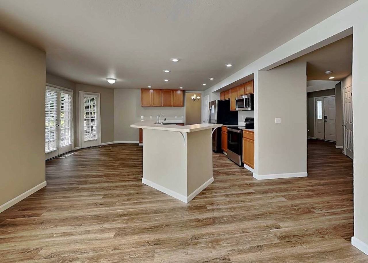 9217 Menard Ave - Photo 2 of 9