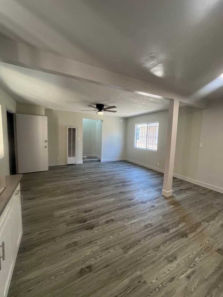 5872 S Figueroa St #1 - Photo 2 of 10