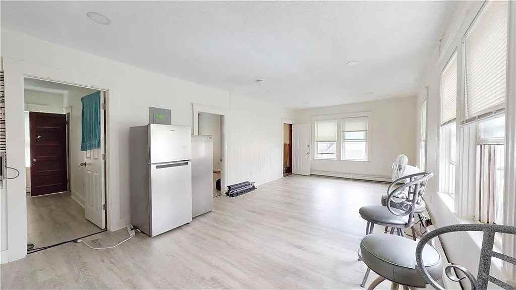 163 Sabin St #3 - Photo 3 of 9
