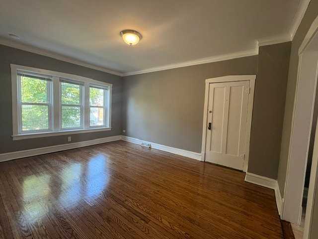 1307 N Keeler Ave #1 - Photo 2 of 12