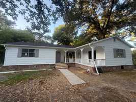 featured image of 20957 Lee Ln