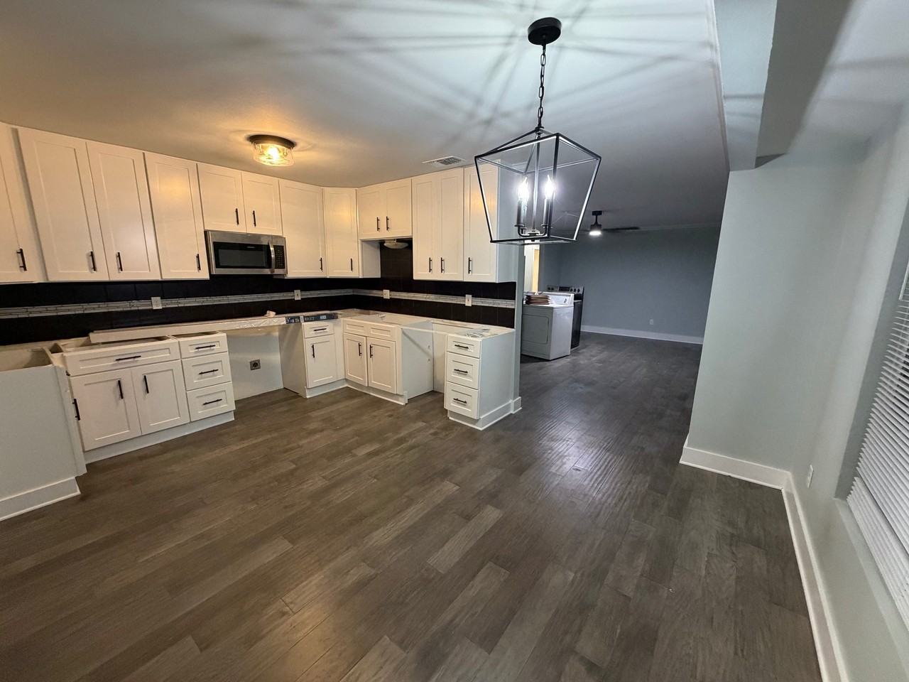 20957 Lee Ln - Photo 3 of 13