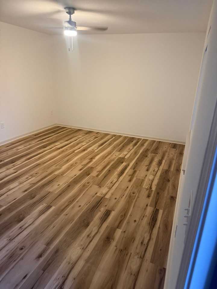 5769 Dewsbury Ln - Photo 5 of 20