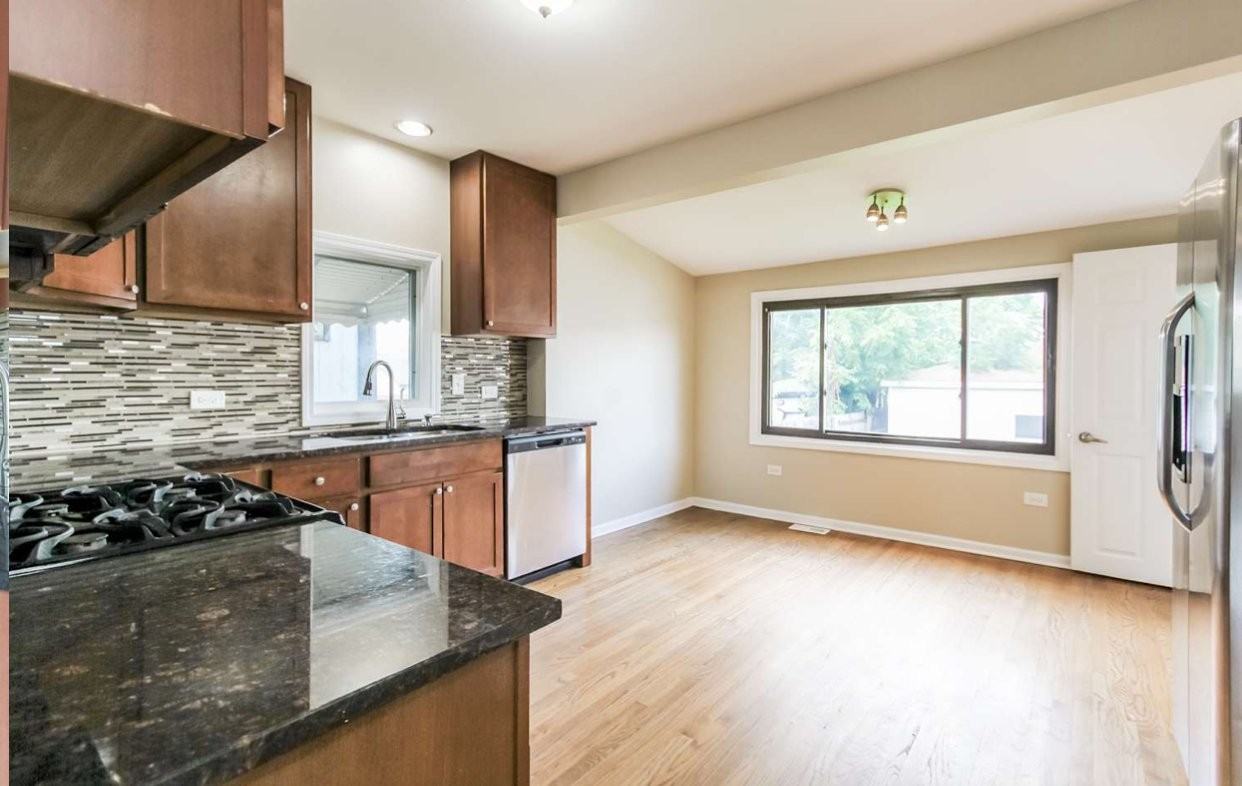 311 Pruitt St - Photo 3 of 3