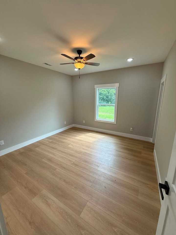 312 1st Ave - Photo 7 of 14