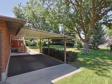 132 Larkin Ln - Photo 4 of 20