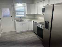 featured image of 312 N 6th St