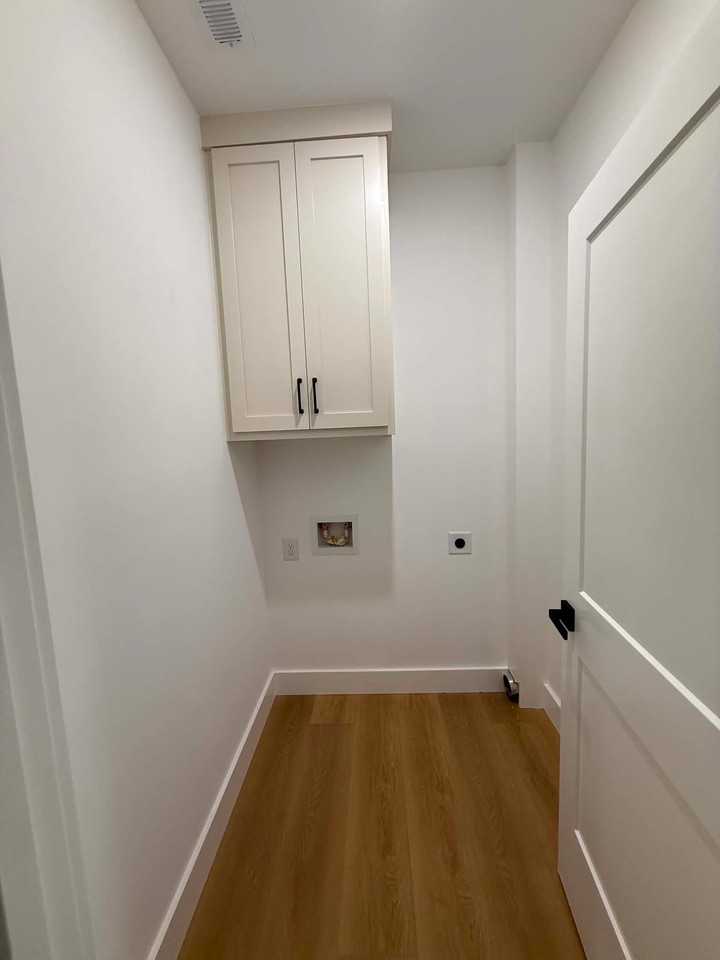 318 1st Ave - Photo 6 of 14
