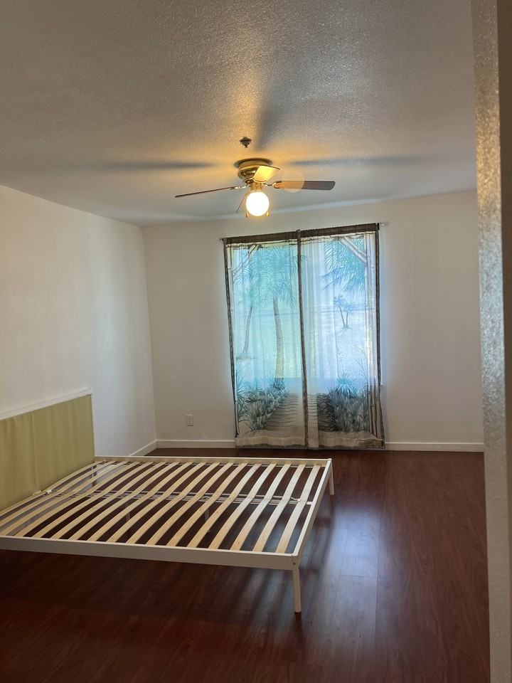 2901 Macarthur Blvd #303 - Photo 7 of 11