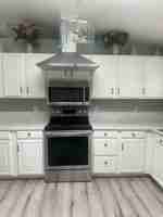 featured image of 1410 E 60th St