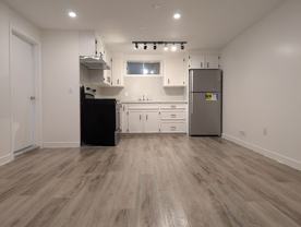 3327 45 St Sw - Photo 1 of 1