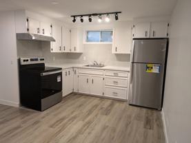 3327 45 St Sw - Photo 1 of 1