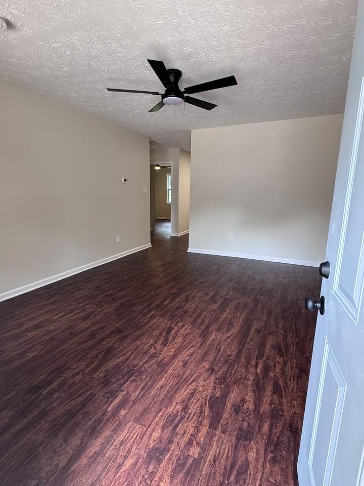 4434 Highway 142 #B - Photo 2 of 20