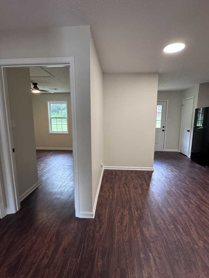 4434 Highway 142 #B - Photo 4 of 20