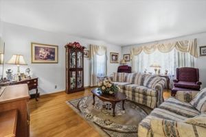 featured image of 4431 N 62nd St