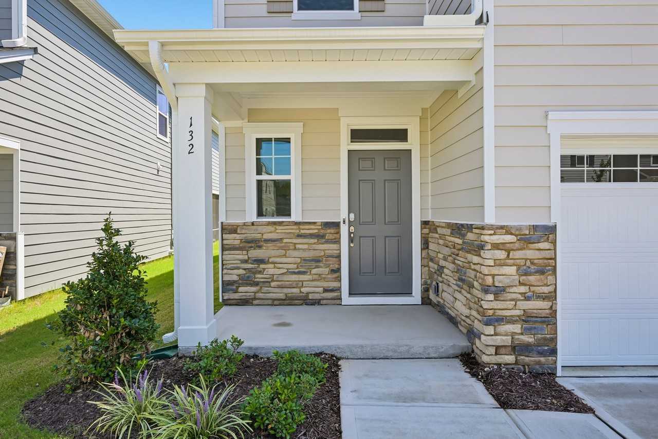 132 Fablewood Trl #NA - Photo 2 of 20