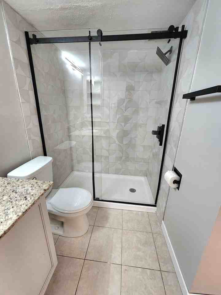 4328 4 St Nw - Photo 7 of 10