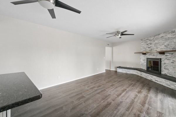 1717 E Hale St #NA - Photo 4 of 18