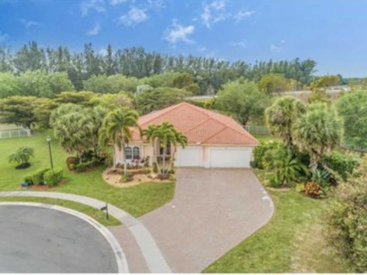 3744 Isle Vista Blvd #NA - Photo 3 of 20