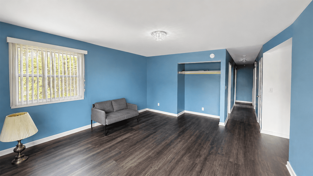 237 Warren Dr #NA - Photo 4 of 16