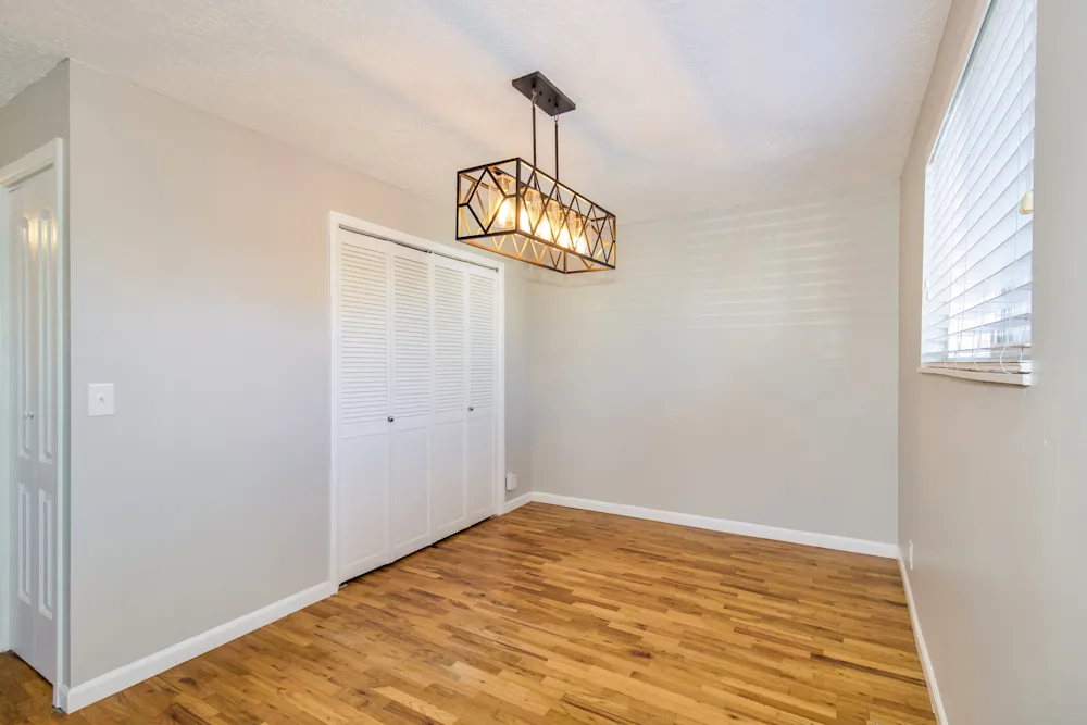 382 W Marquette Dr #NA - Photo 4 of 14