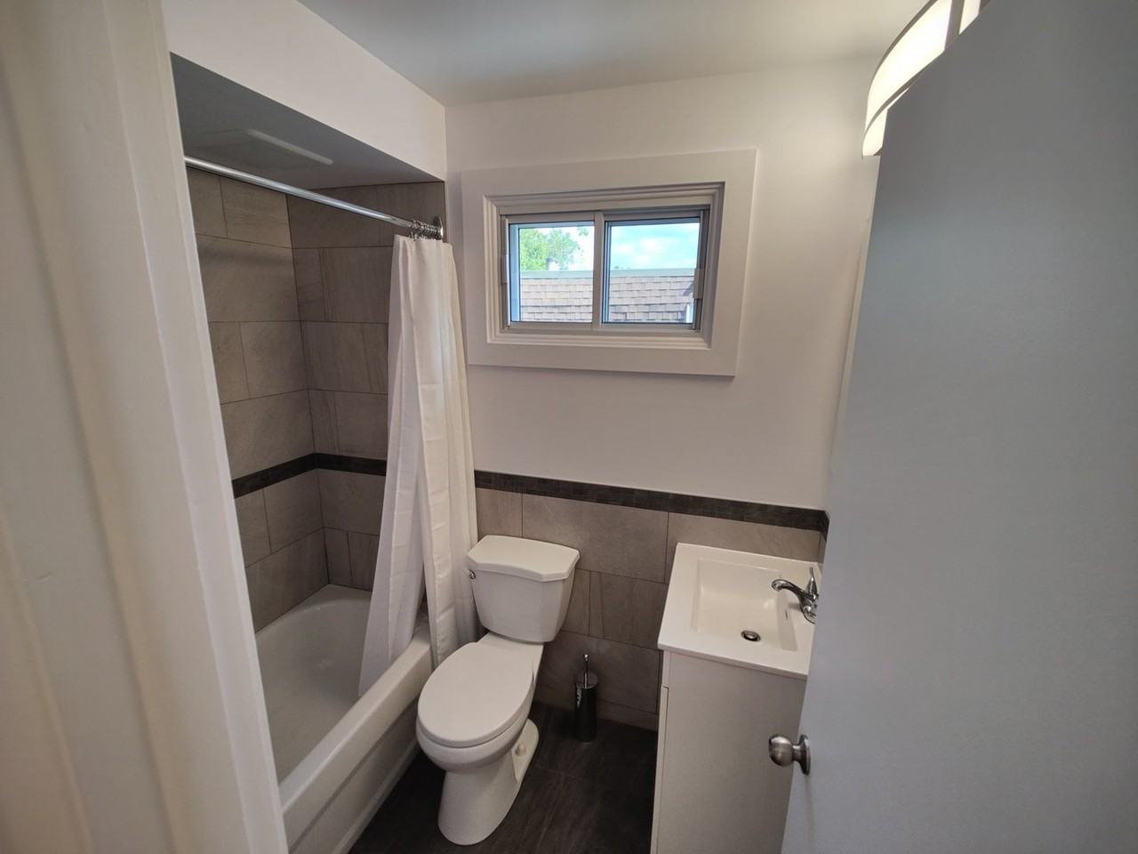 4468 Rue Elgin - Photo 3 of 19