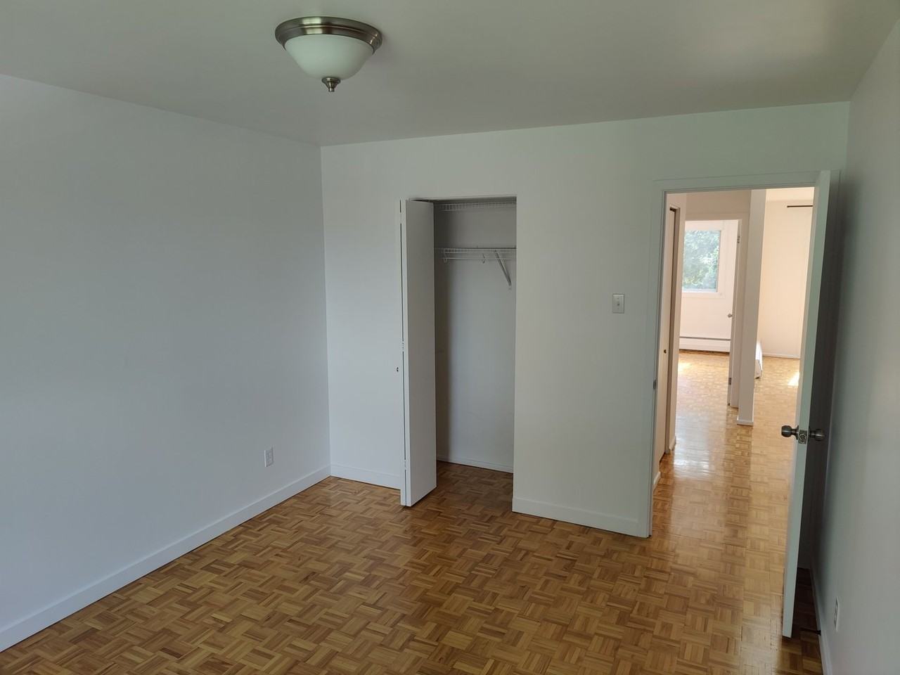 4468 Rue Elgin - Photo 6 of 19
