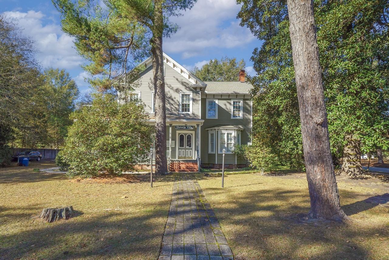105 Florence St #103