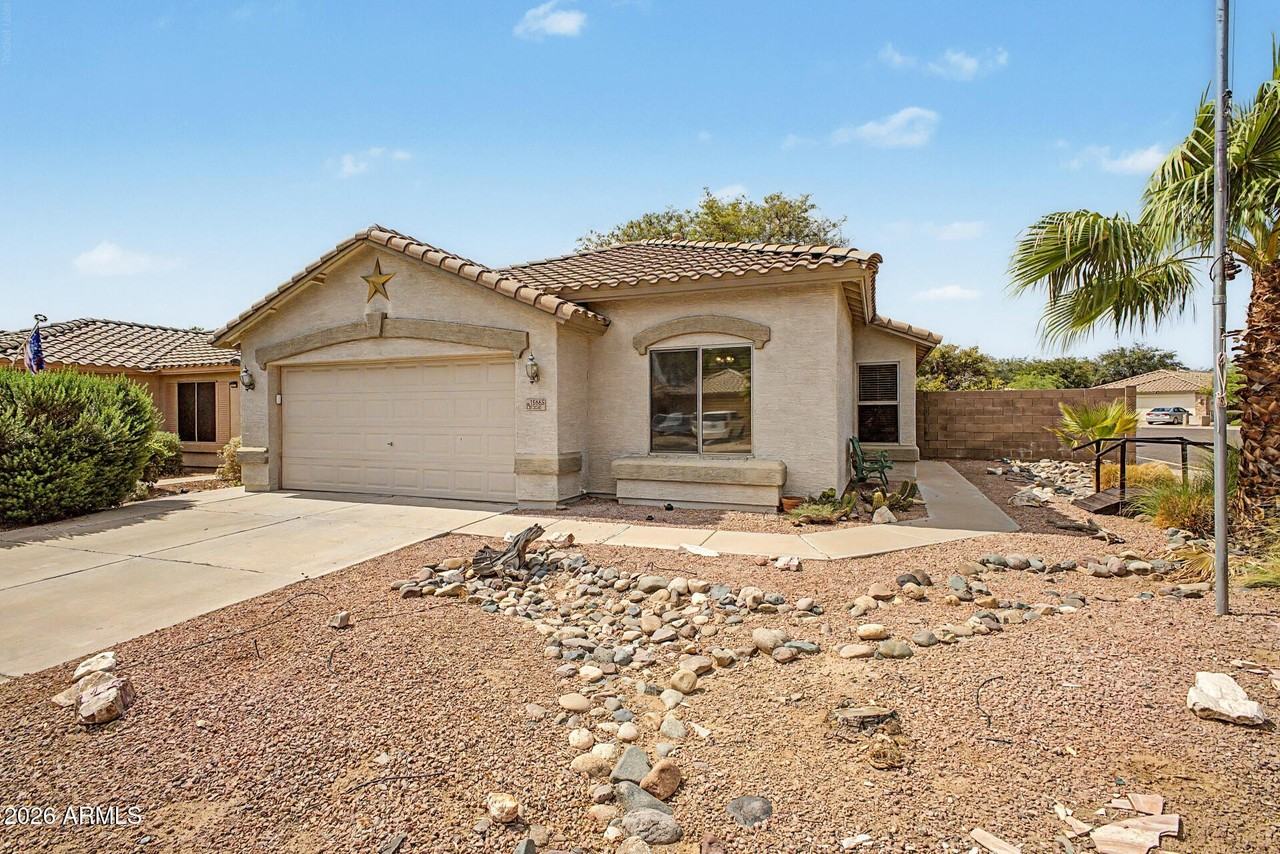 15665 W Carmen Dr - Photo 3 of 28