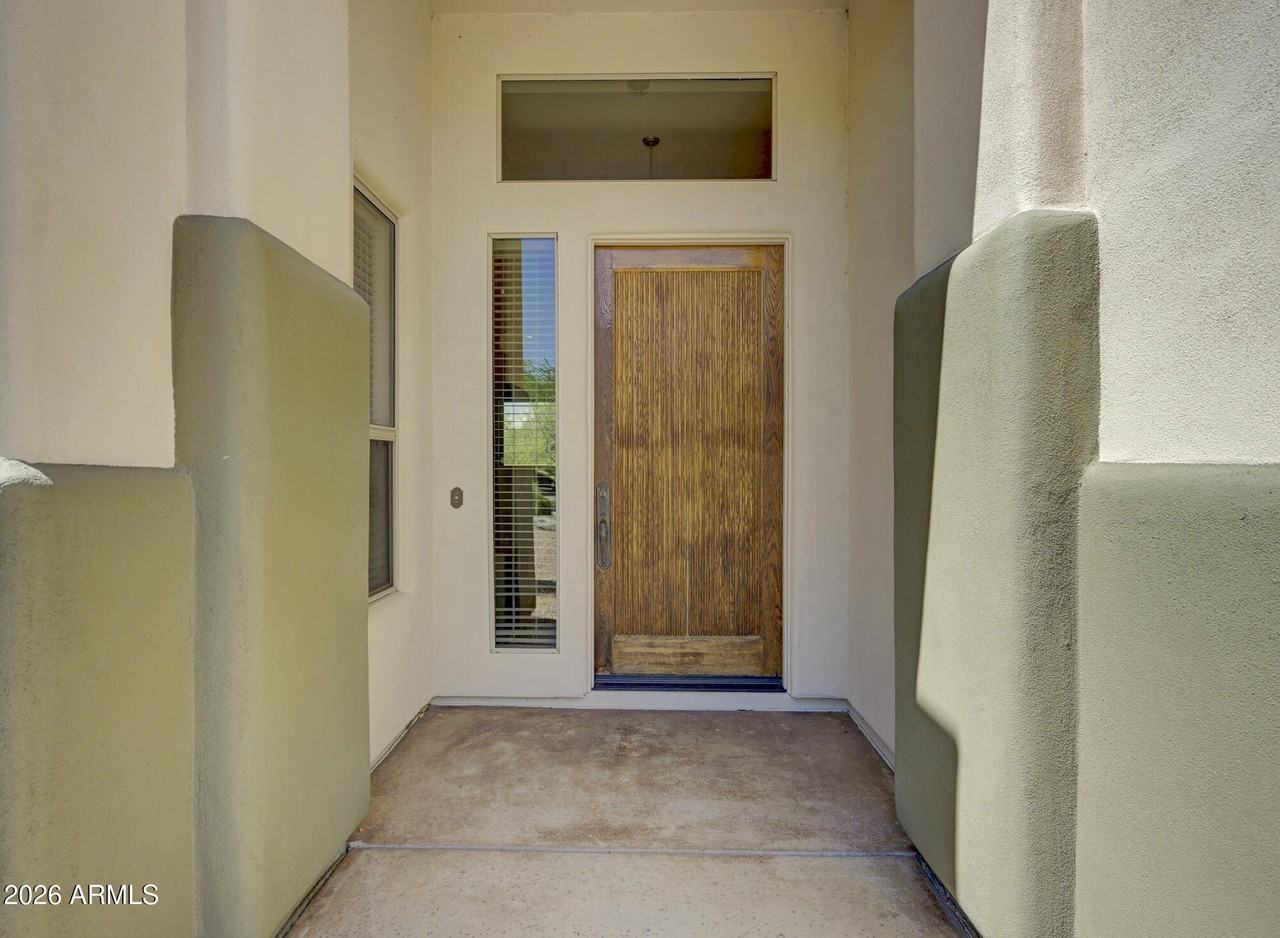 11290 E Whitethorn Dr - Photo 2 of 50