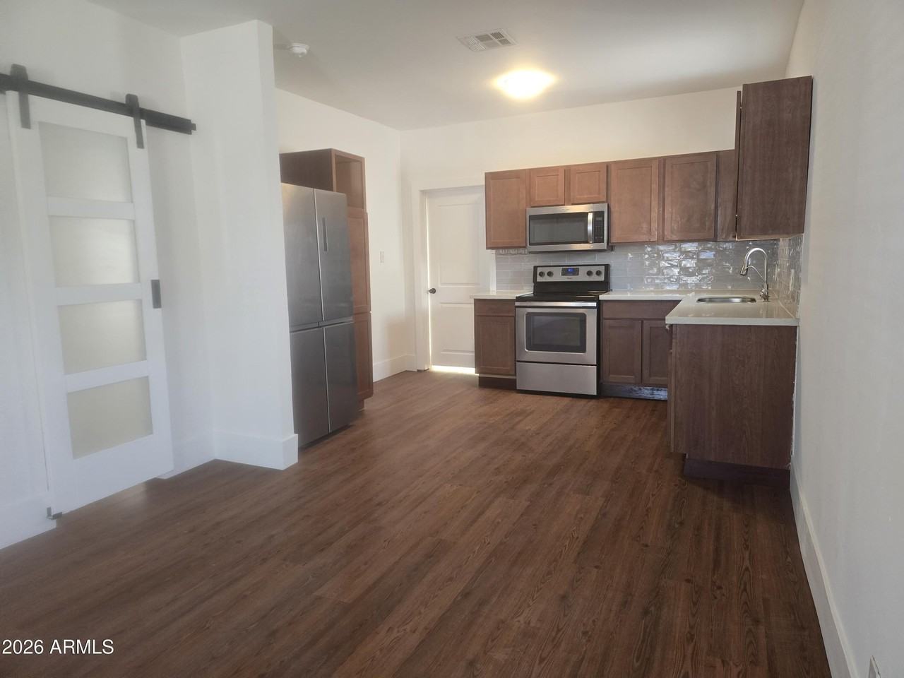 3816 N 6th St - Photo 4 of 11