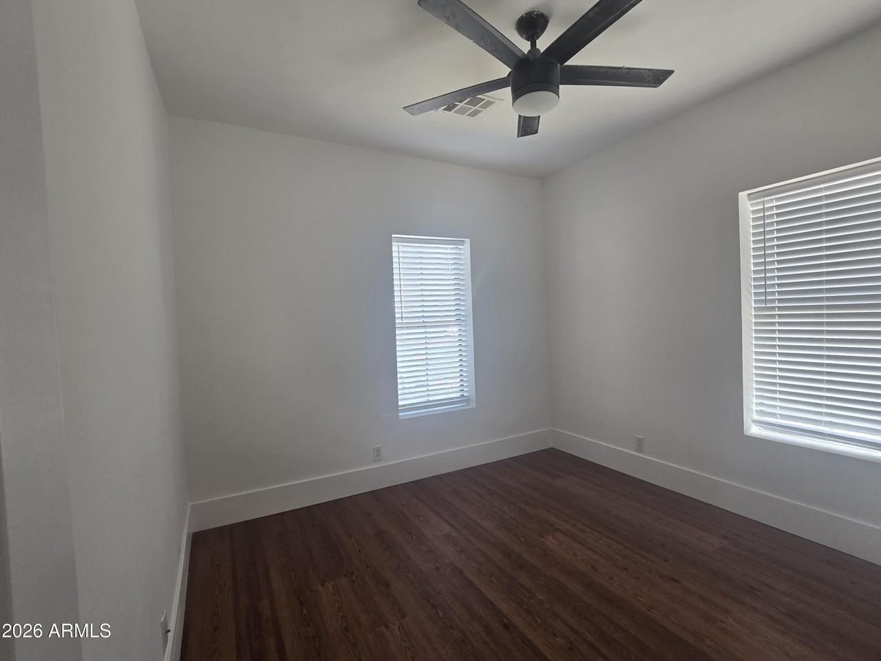 3816 N 6th St - Photo 3 of 11