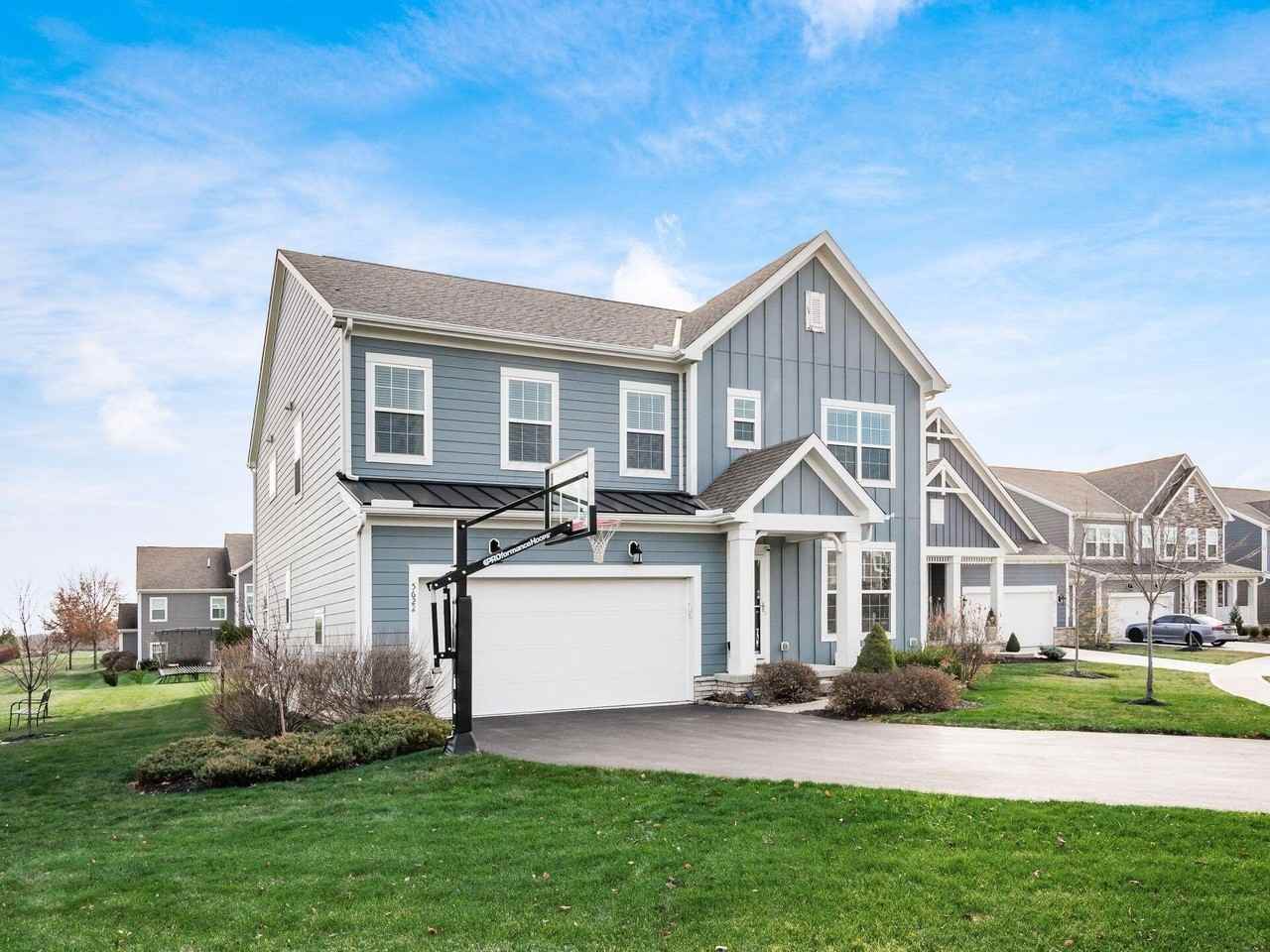 5622 Ballantrae Woods Dr - Photo 2 of 50