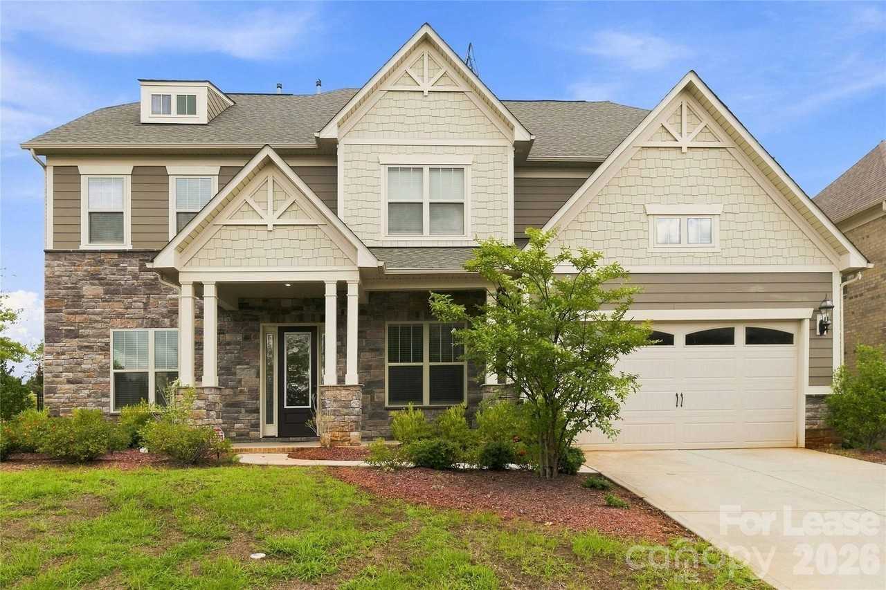 11422 Glanmire Dr - Photo 3 of 48