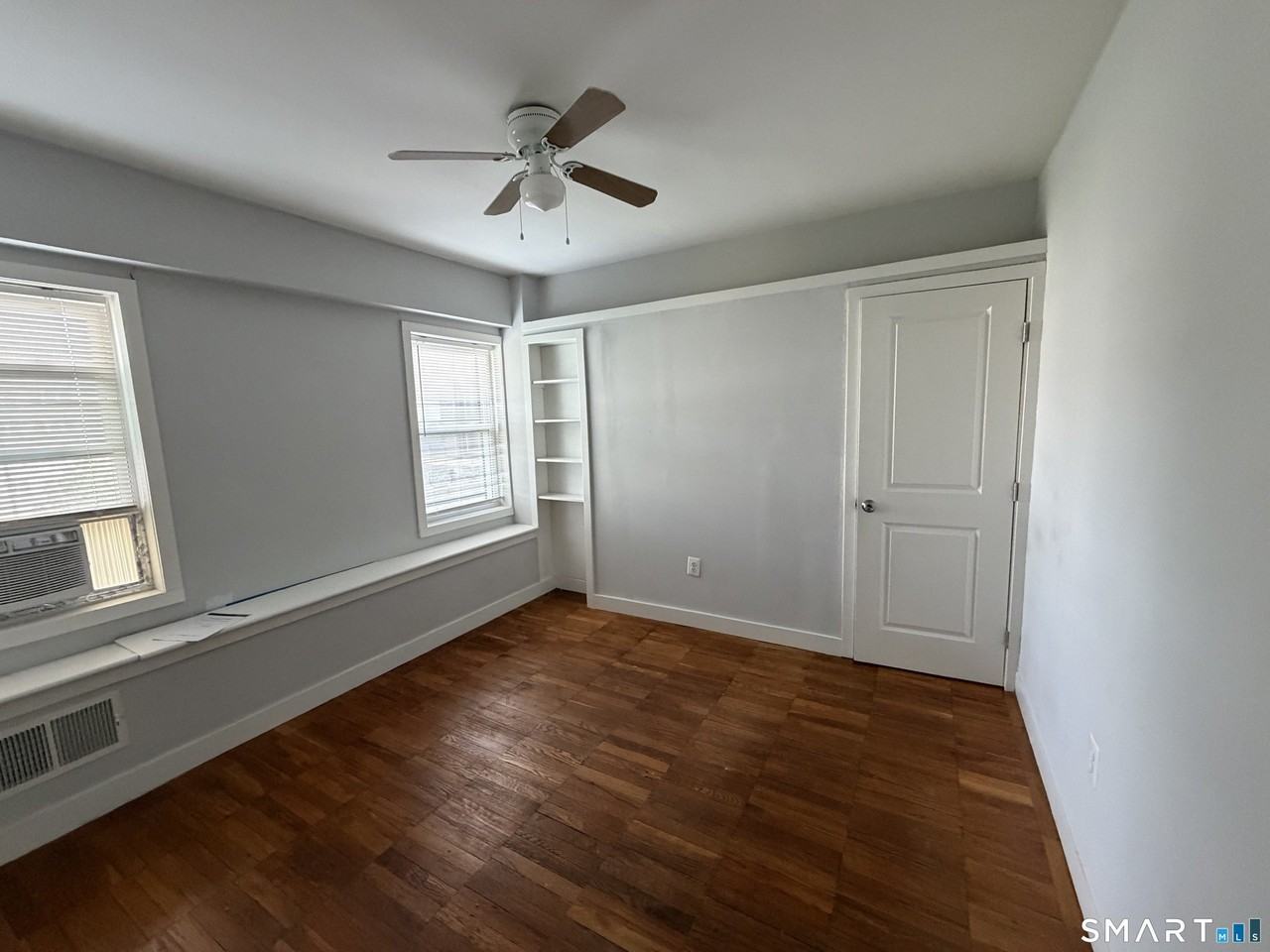 230 Farmington Ave #C5 - Photo 6 of 12