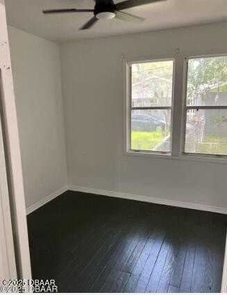 731 Washington St - Photo 6 of 7