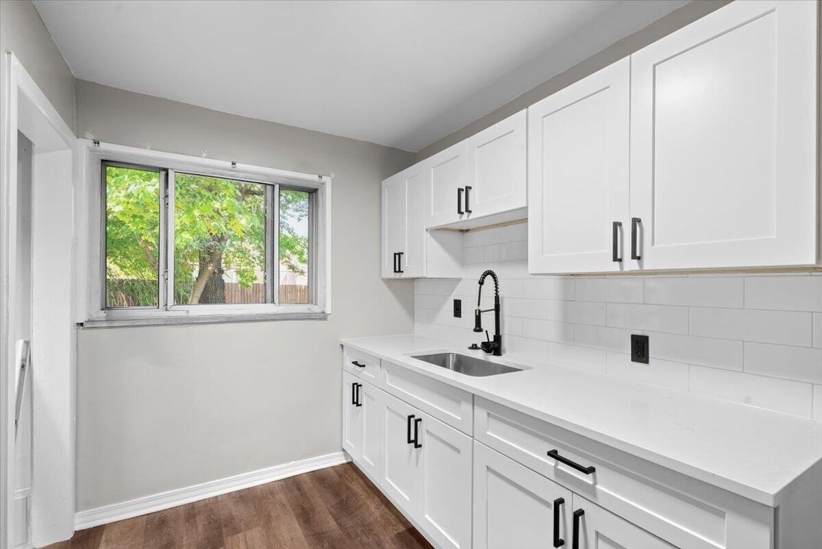 16682 Tracey St - Photo 5 of 22